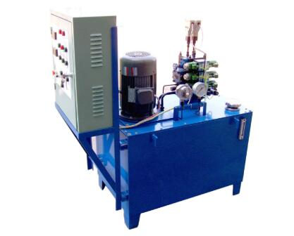 <a href=http://www.syhongyuan.cn/news_article?news_id=111>液壓設備</a>